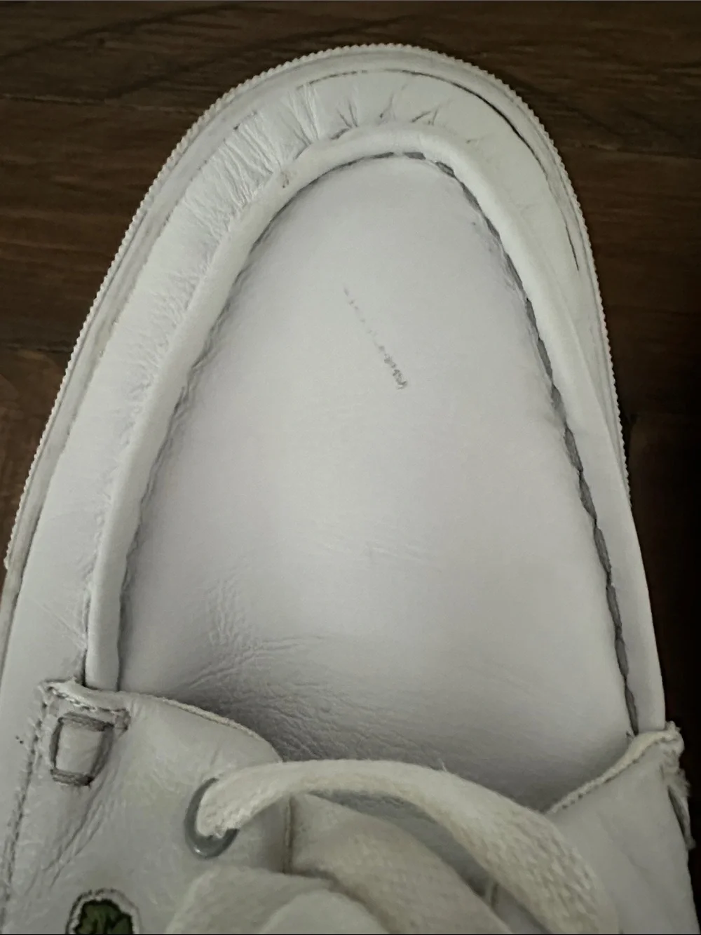 Lacoste Men’s White Leather Slip On Boat Shoe Size 10